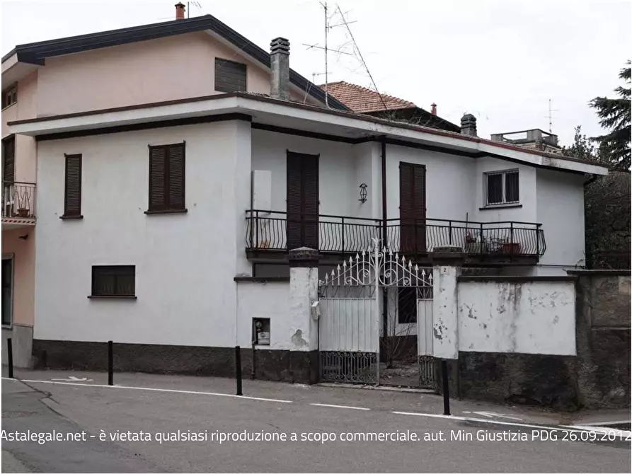 casa semindipendente in vendita a Caronno Varesino in zona Stribiana
