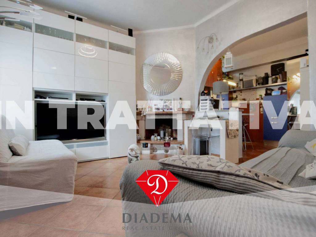 appartamento in vendita a Casale Litta in zona Villadosia
