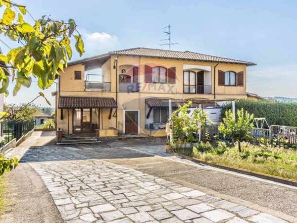 casa indipendente in vendita a Casale Litta in zona San Pancrazio