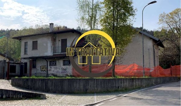 casa indipendente in vendita a Casale Litta in zona Bernate