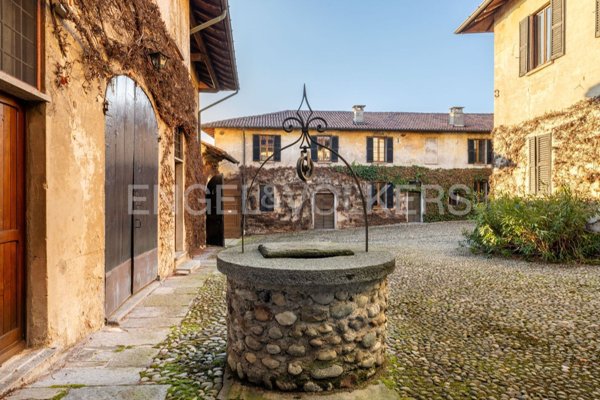 casa indipendente in vendita a Casale Litta in zona San Pancrazio