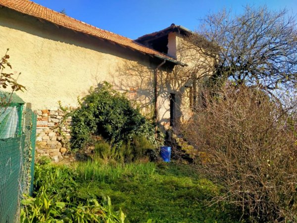 casa indipendente in vendita a Casale Litta
