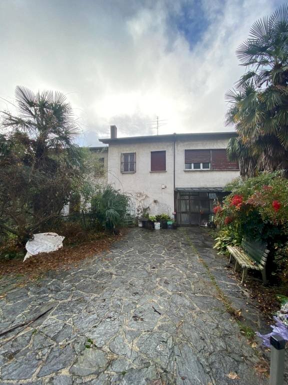 casa indipendente in vendita a Casale Litta
