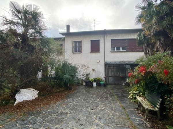casa indipendente in vendita a Casale Litta