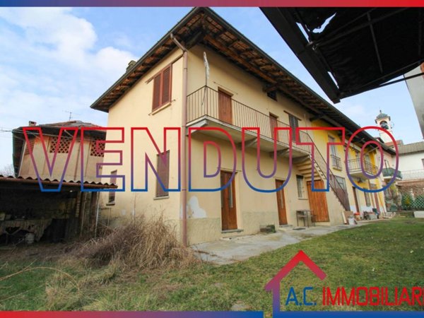appartamento in vendita a Casale Litta in zona Villadosia