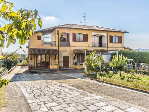 casa indipendente in vendita a Casale Litta in zona San Pancrazio