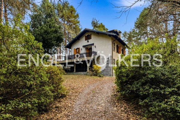 casa indipendente in vendita a Casale Litta