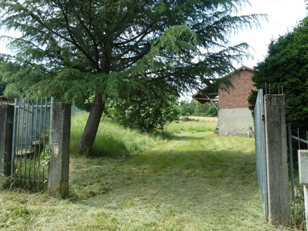 casa indipendente in vendita a Casale Litta in zona Bernate