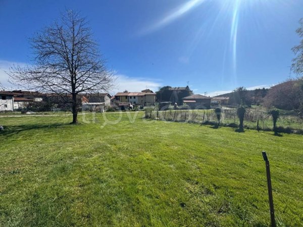 terreno agricolo in vendita a Casale Litta in zona Villadosia