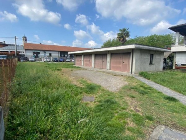casa indipendente in vendita a Casale Litta