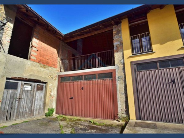 casa indipendente in vendita a Casale Litta