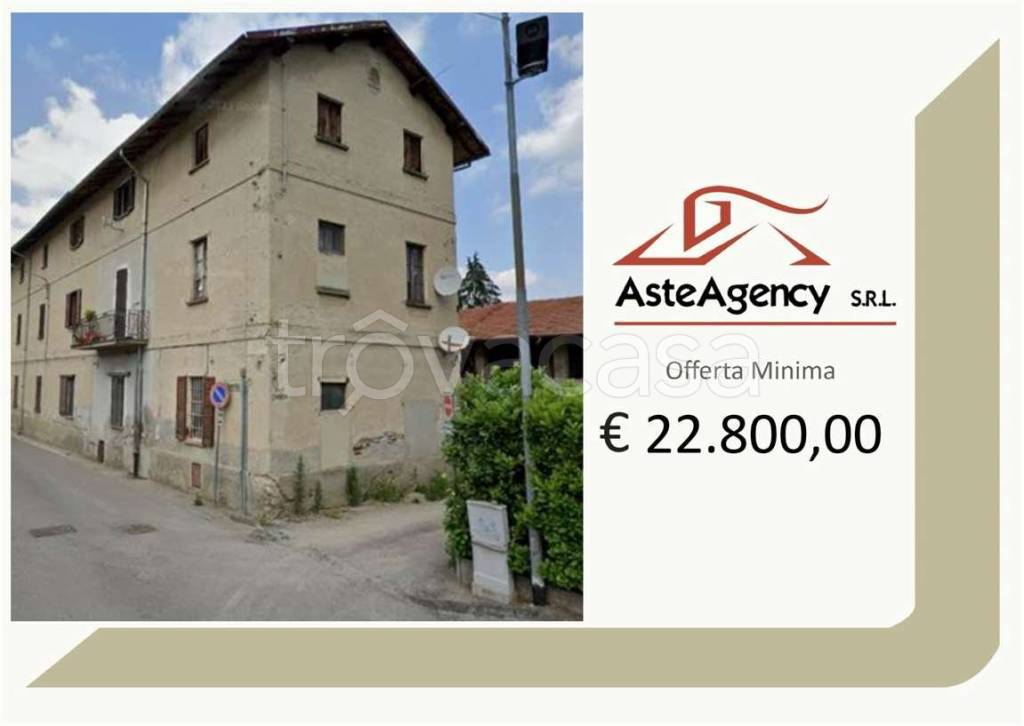 casa indipendente in vendita a Casale Litta in zona Bernate