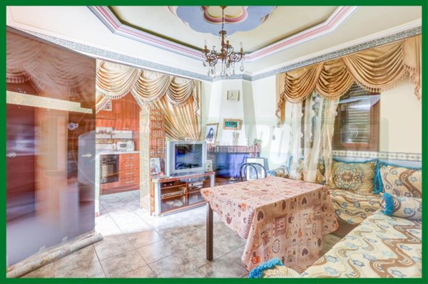 appartamento in vendita a Casalzuigno