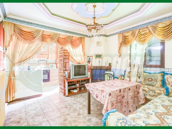 appartamento in vendita a Casalzuigno