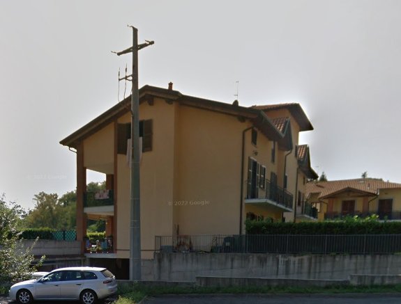 appartamento in vendita a Casalzuigno