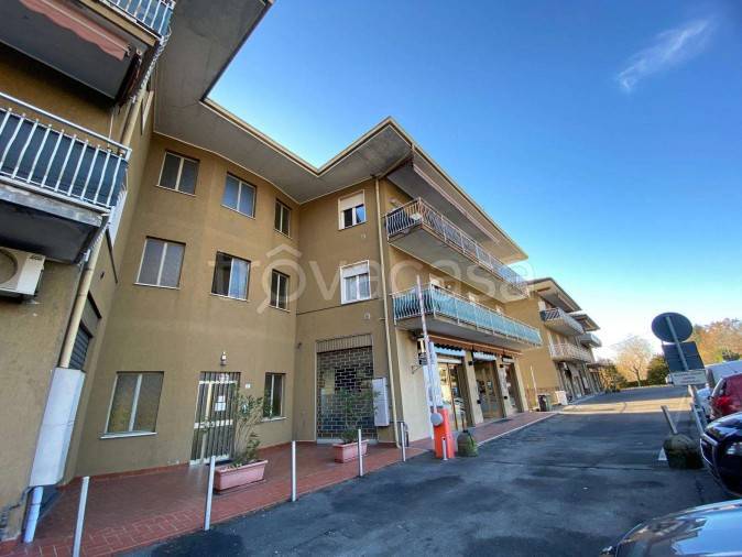 appartamento in vendita a Casalzuigno