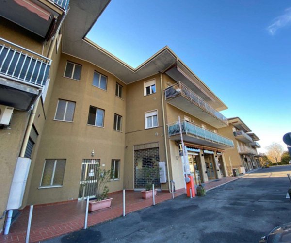 appartamento in vendita a Casalzuigno