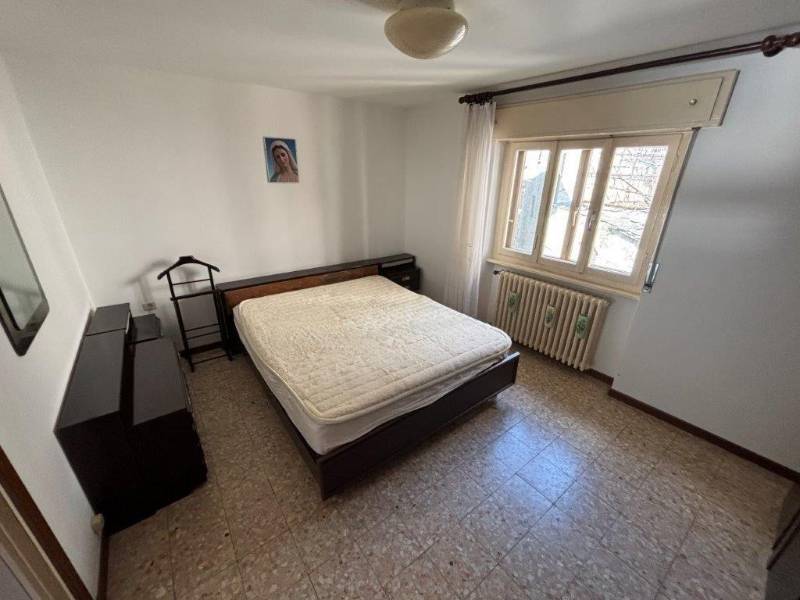 appartamento in vendita a Casalzuigno in zona Arcumeggia