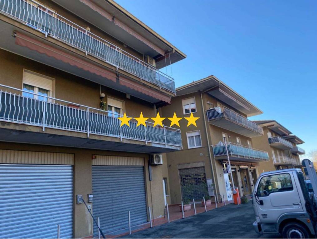 appartamento in vendita a Casalzuigno