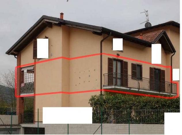 appartamento in vendita a Casalzuigno