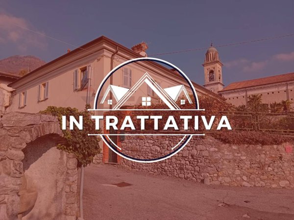 casa indipendente in vendita a Casalzuigno