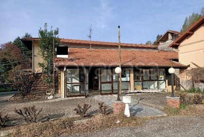 negozio in vendita a Casalzuigno