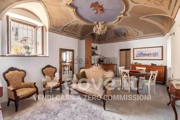 appartamento in vendita a Casalzuigno