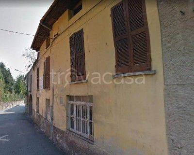 appartamento in vendita a Casalzuigno