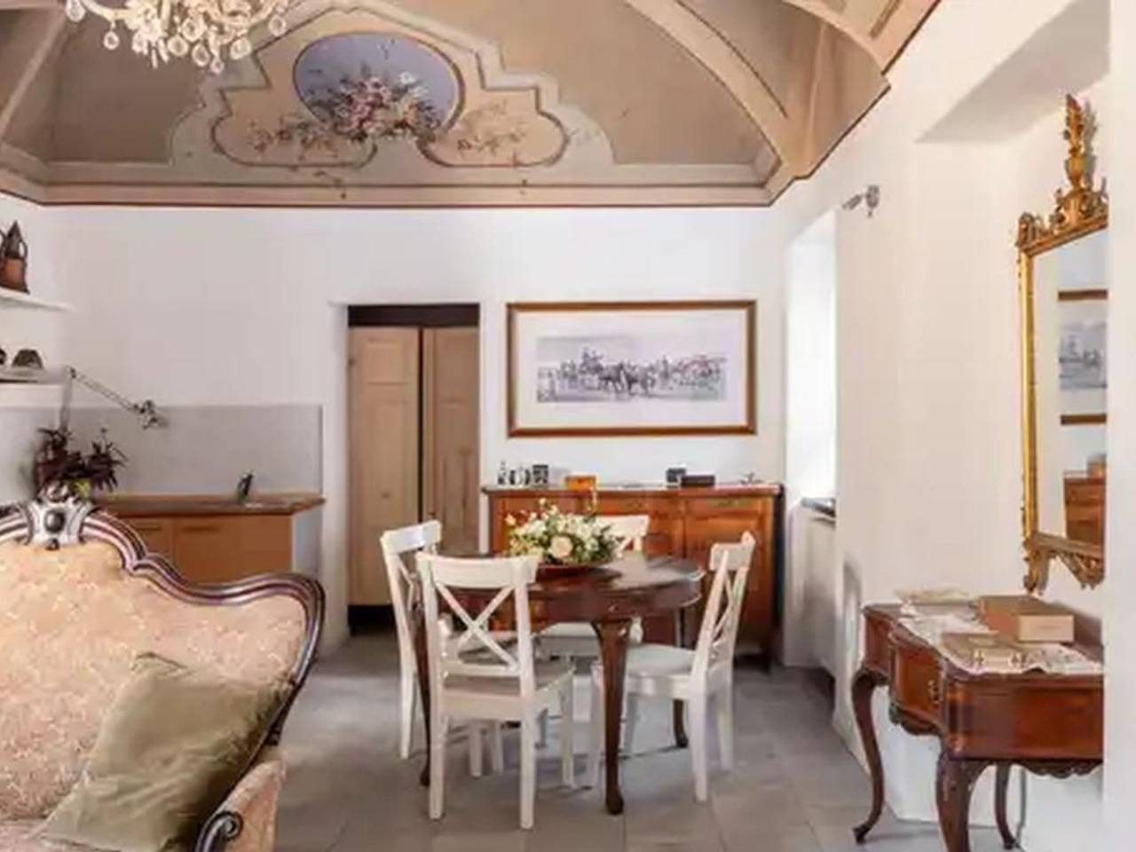 appartamento in vendita a Casalzuigno