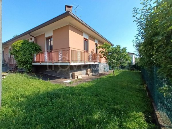 casa indipendente in vendita a Casciago