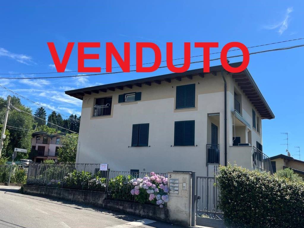 appartamento in vendita a Casciago