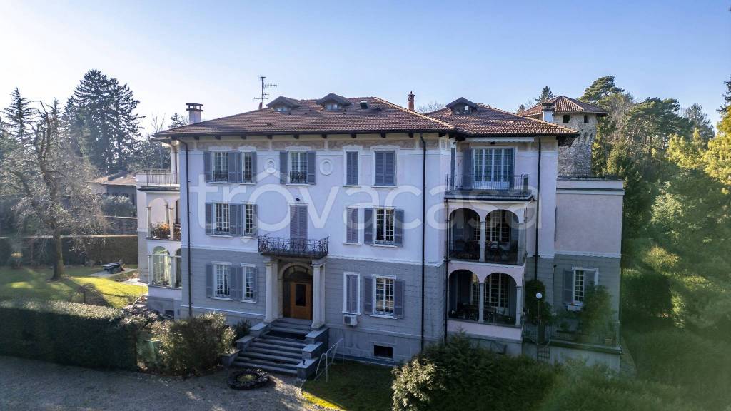 appartamento in vendita a Casciago