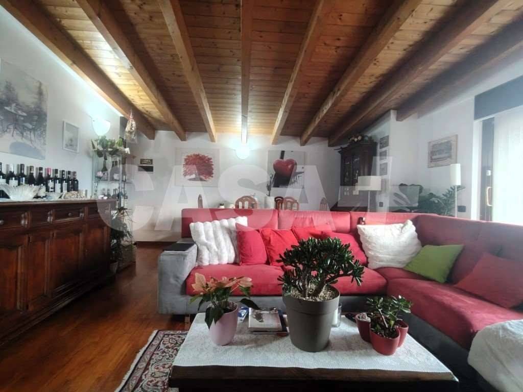 appartamento in vendita a Casciago