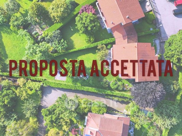 casa indipendente in vendita a Casciago