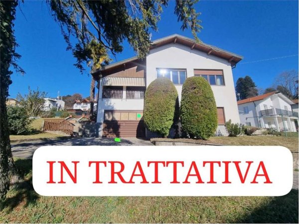 casa indipendente in vendita a Casciago