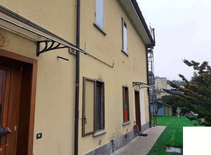appartamento in vendita a Casciago