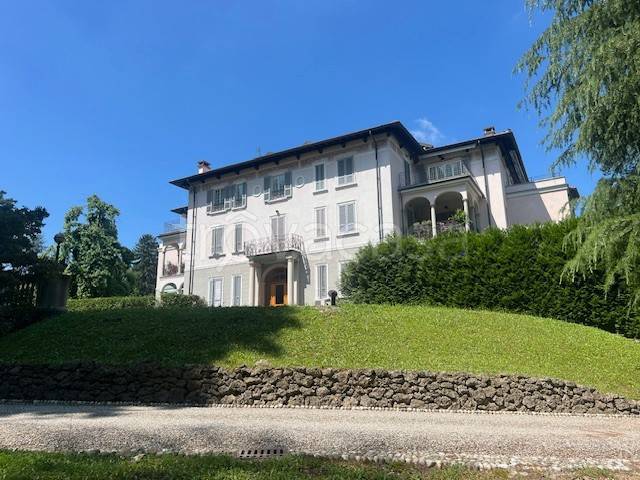 appartamento in vendita a Casciago