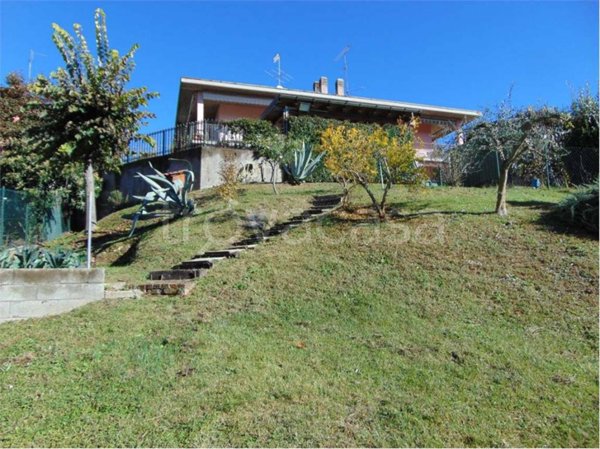 casa indipendente in vendita a Casciago