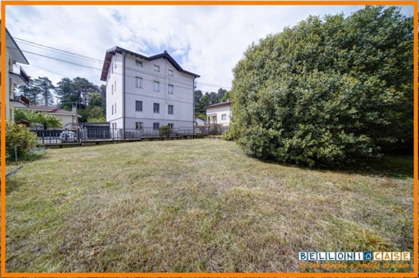casa indipendente in vendita a Casciago