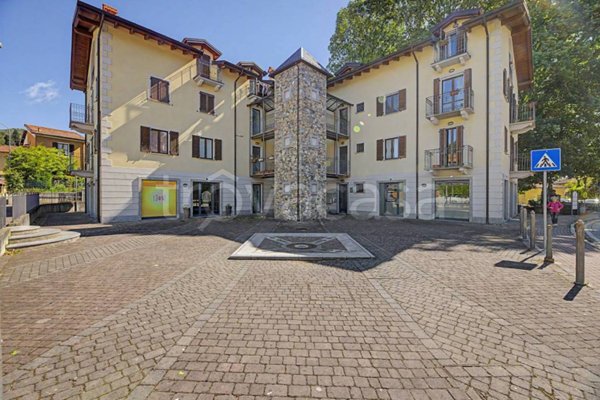 appartamento in vendita a Casciago in zona Casarico