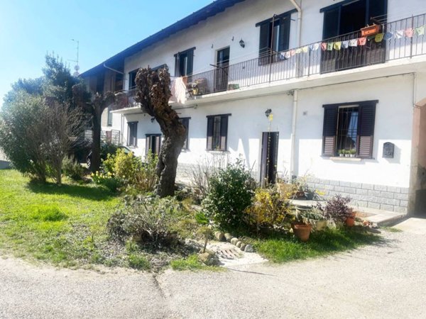 appartamento in vendita a Casorate Sempione