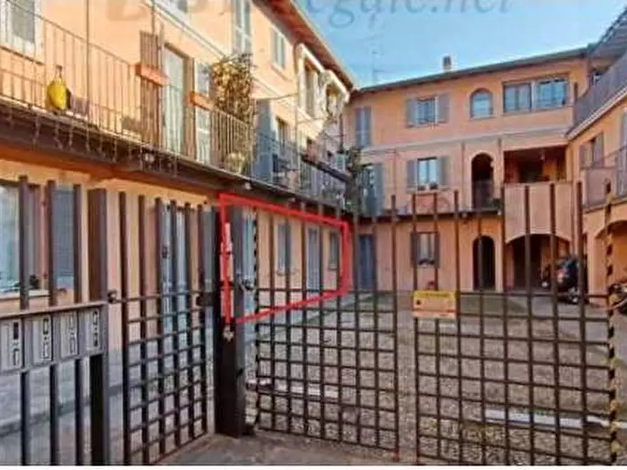 appartamento in vendita a Casorate Sempione