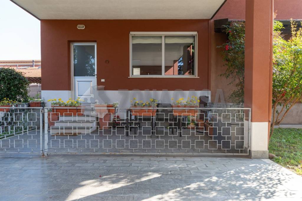 casa indipendente in vendita a Casorate Sempione