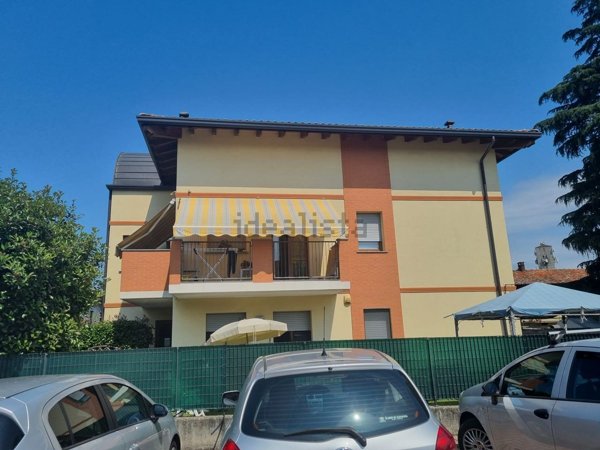 appartamento in vendita a Casorate Sempione