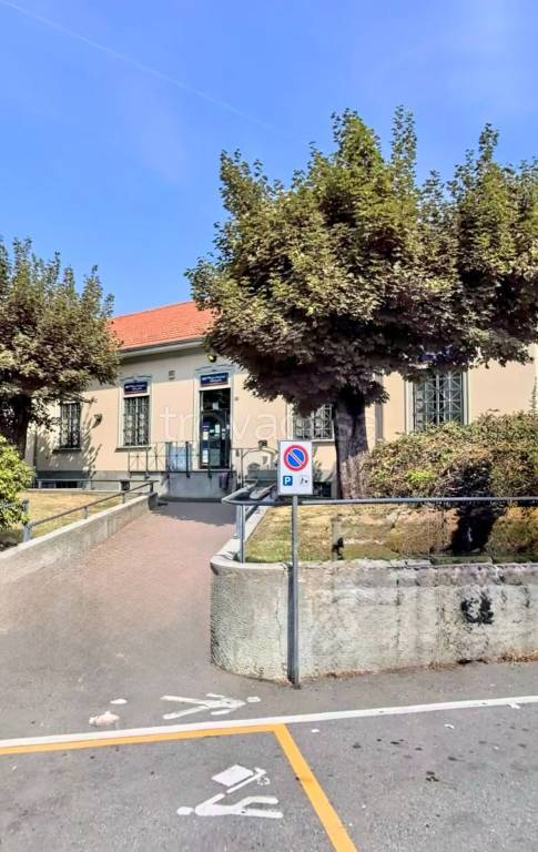 negozio in vendita a Casorate Sempione