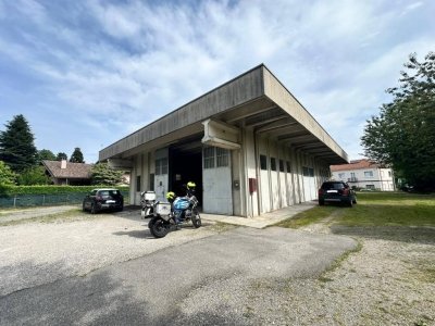 locale commerciale in vendita a Casorate Sempione