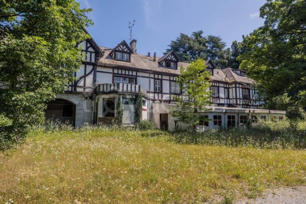 casa indipendente in vendita a Casorate Sempione