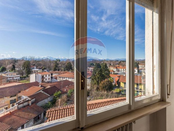 appartamento in vendita a Casorate Sempione