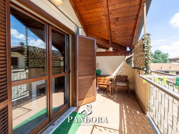 appartamento in vendita a Casorate Sempione