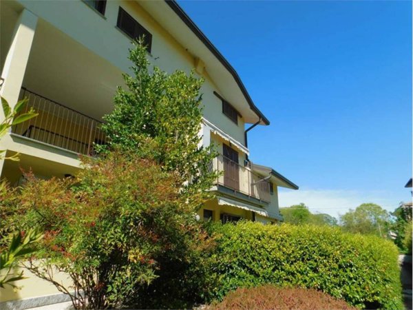 appartamento in vendita a Casorate Sempione